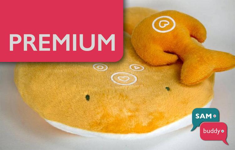 Oranje Vertelknuffel van fleece-stof en met opdruk van de drie knoppen